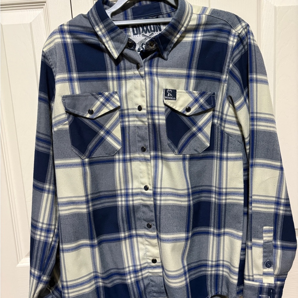 DIXXON Woman’s Blue and White Plaid Button Down Shirt